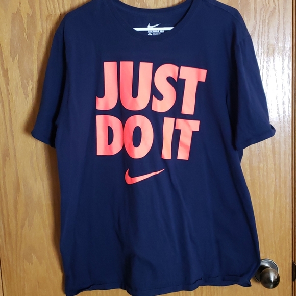 Nike Other - Nike Men Just Do It T-Shirt